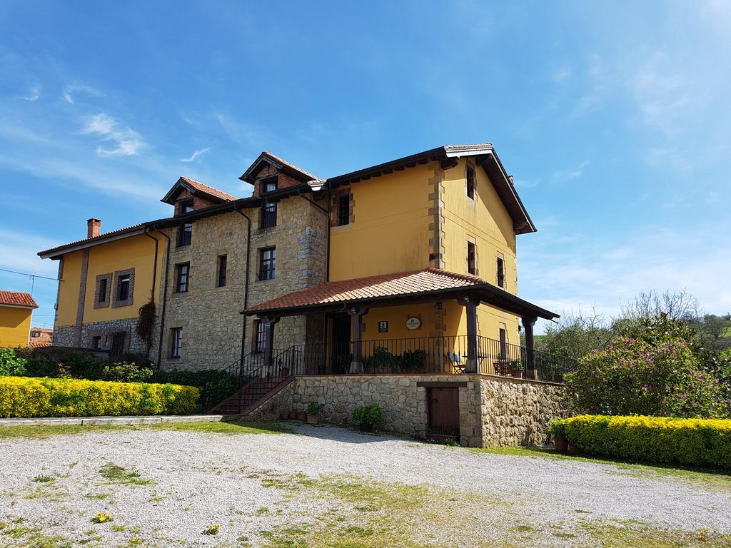 El Pedroso Hotell Santillana del Mar Exteriör bild